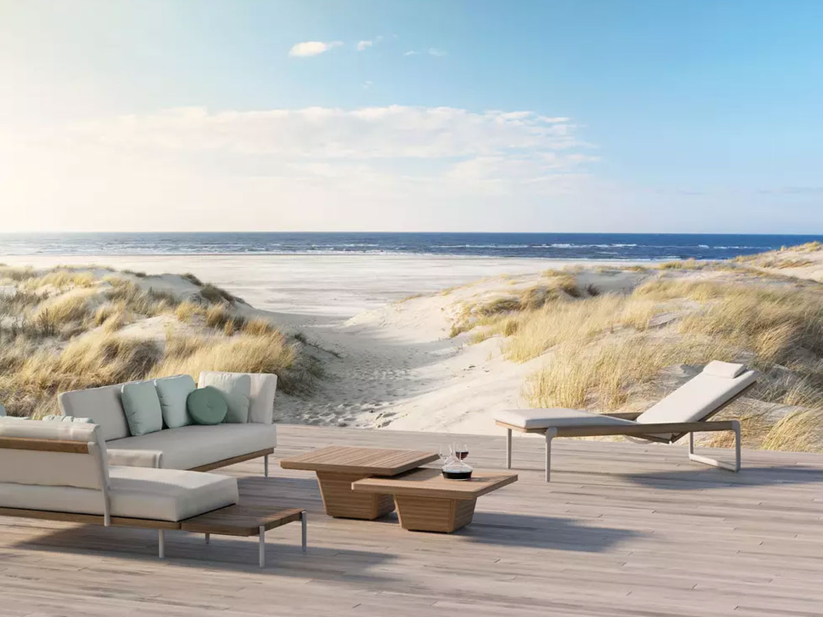 Manutti Flows Sunlounger Teak