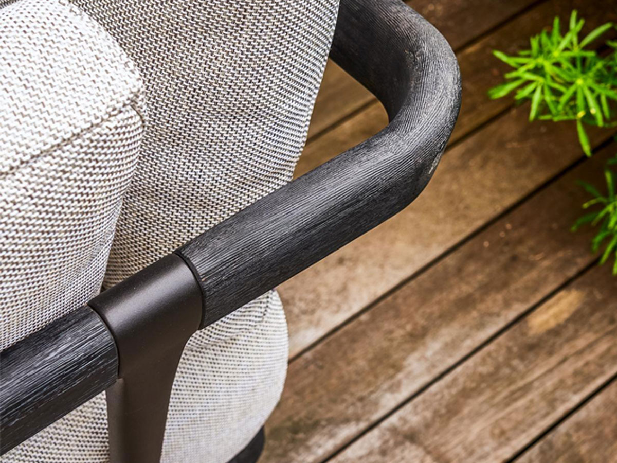 Manutti Flows Lounge Chair