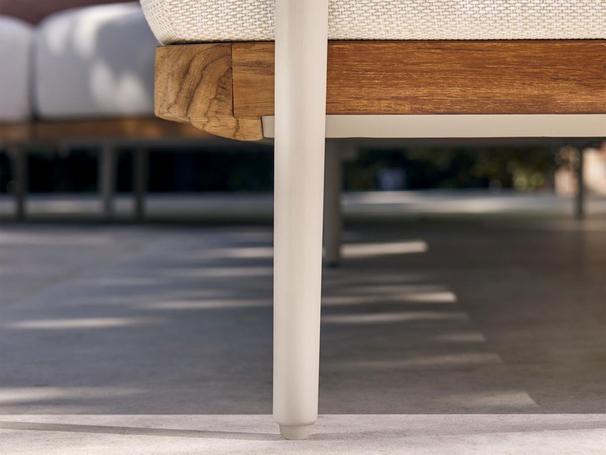 Manutti Flows Lounge Chair