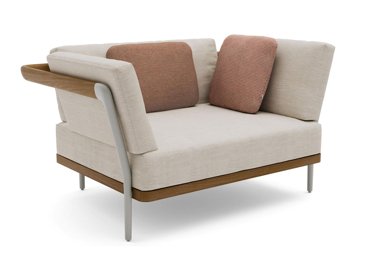 Manutti Flows Lounge Chair