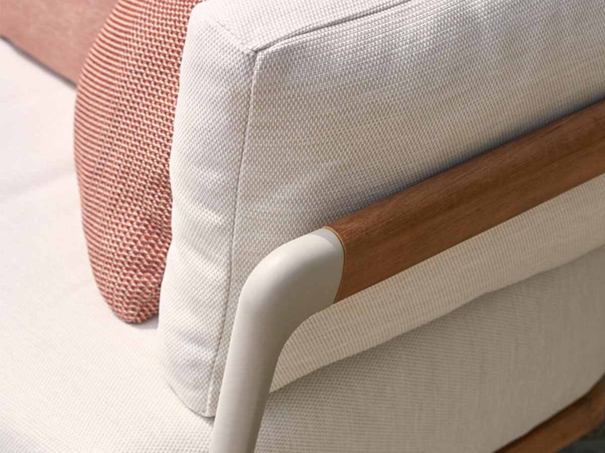 Manutti Flows Lounge Chair