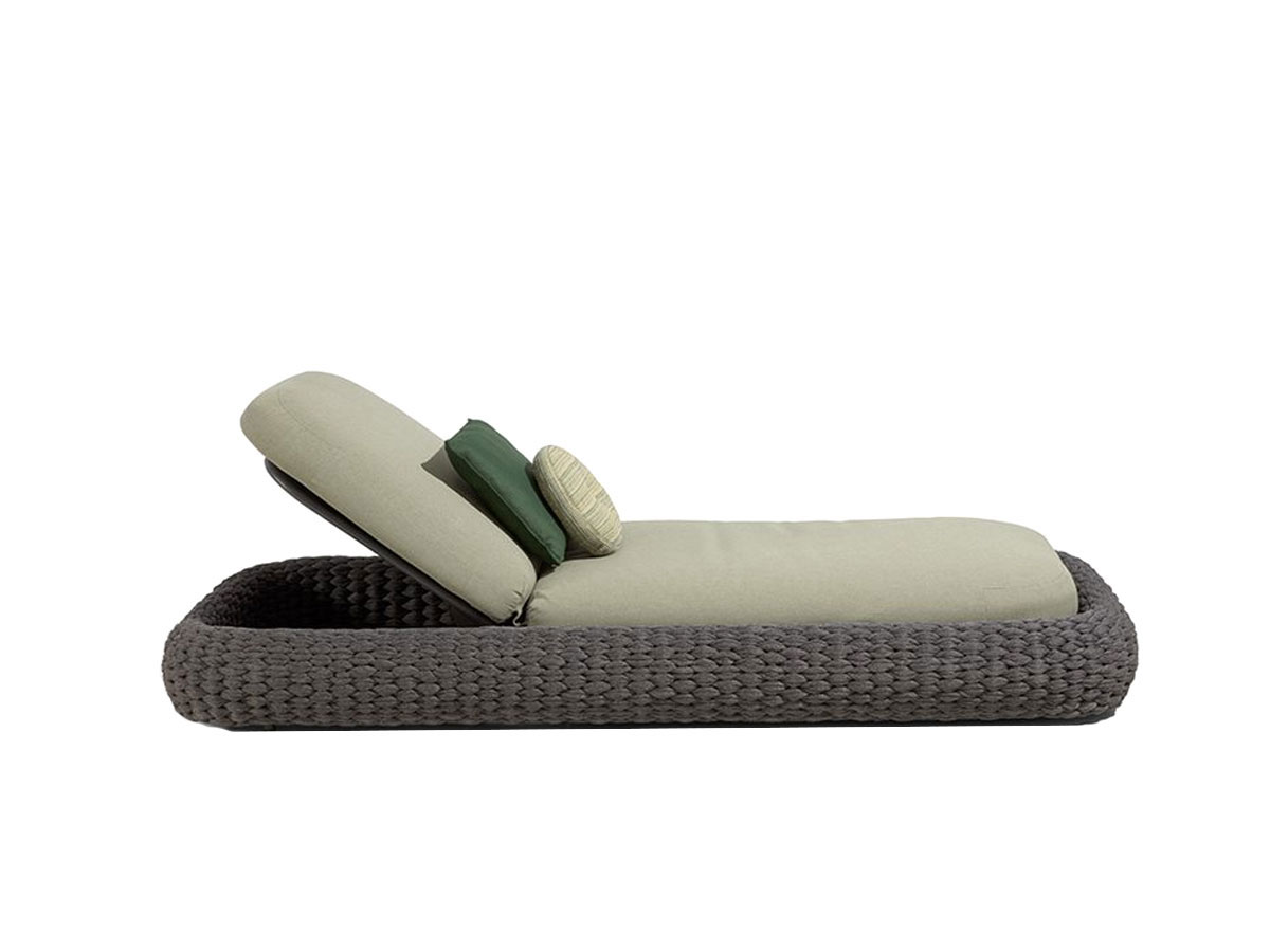 Manutti Kobo Lounger