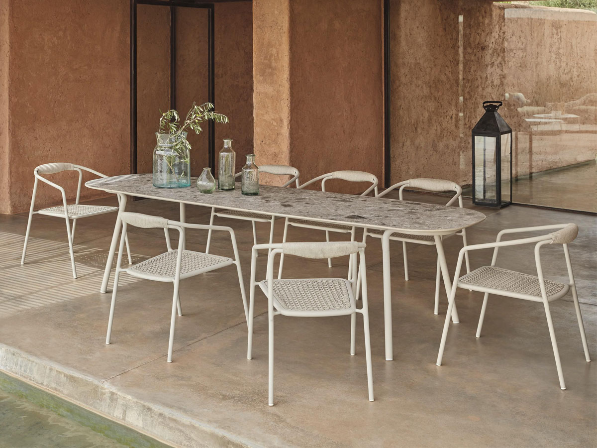 Manutti Minus Table