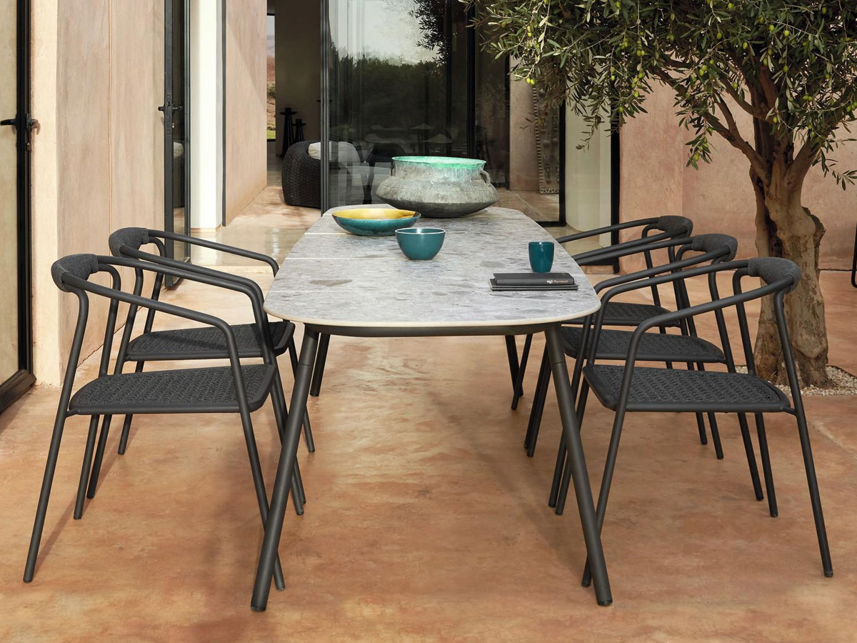 Manutti Minus Table