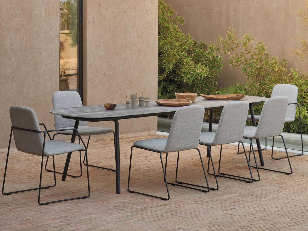 Manutti Minus Table