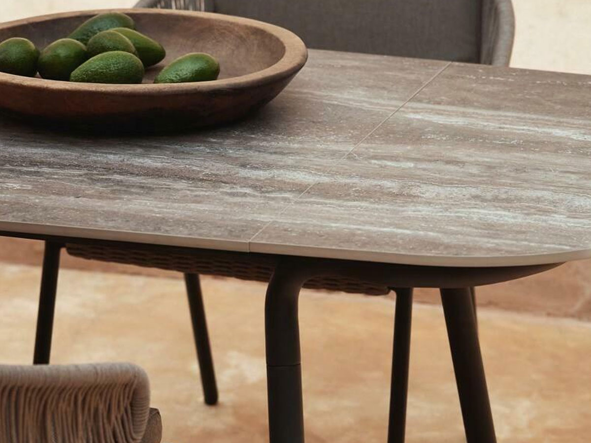 Manutti Minus Table