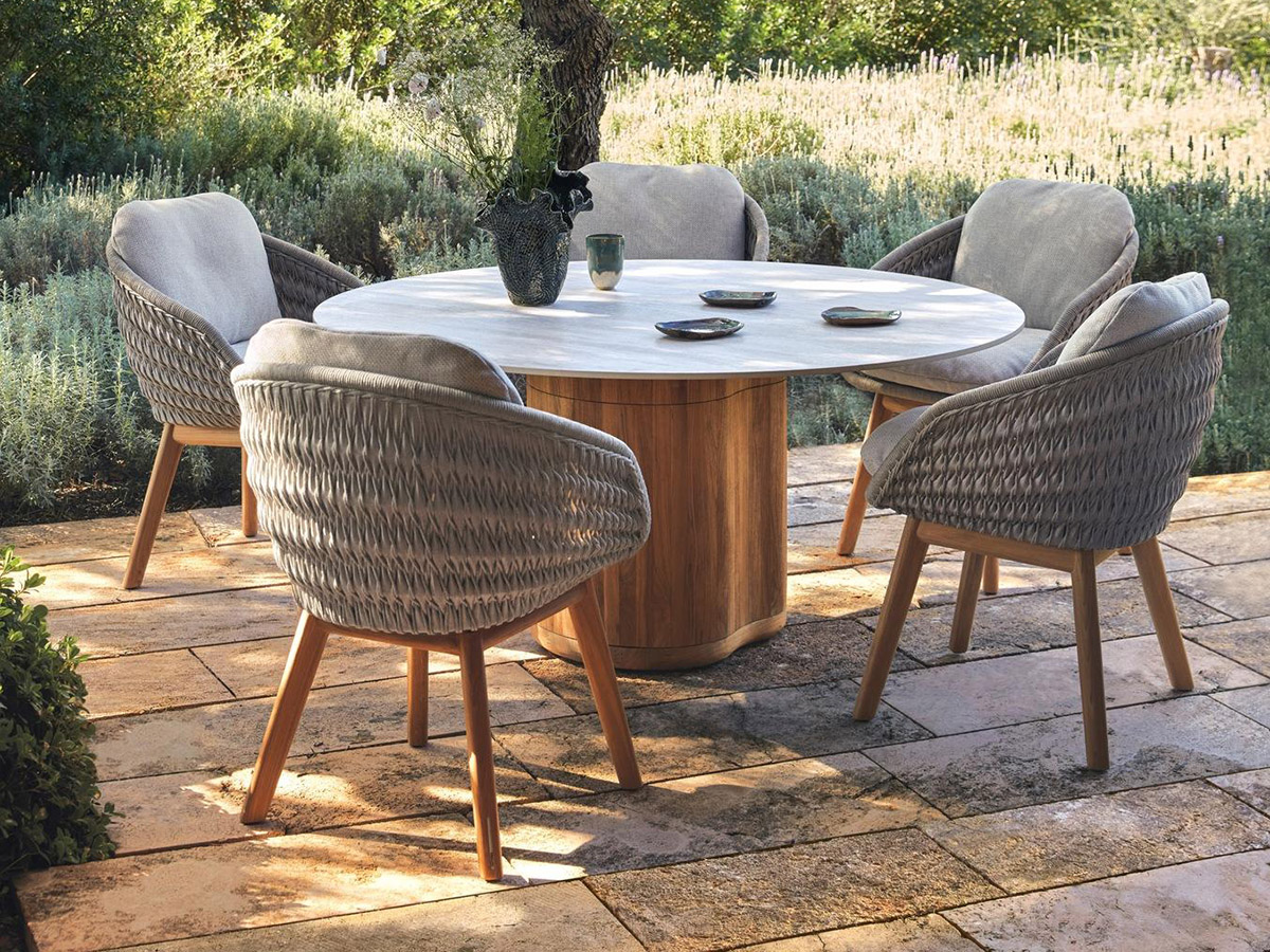 Manutti Ogado Dining Table O148