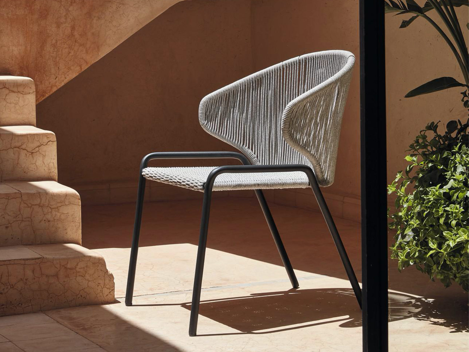 Manutti Radoc Chair