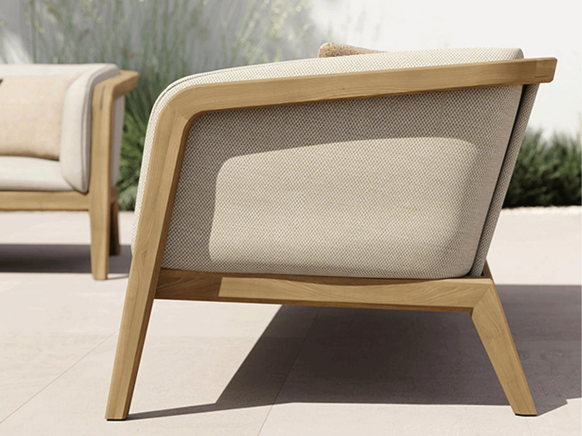 Manutti Sunrise Tree Seater Sofa