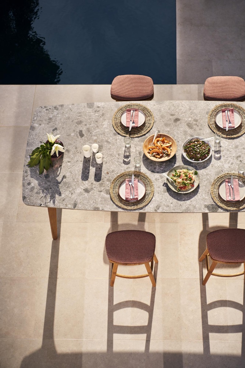 Manutti Torsa Table Collection