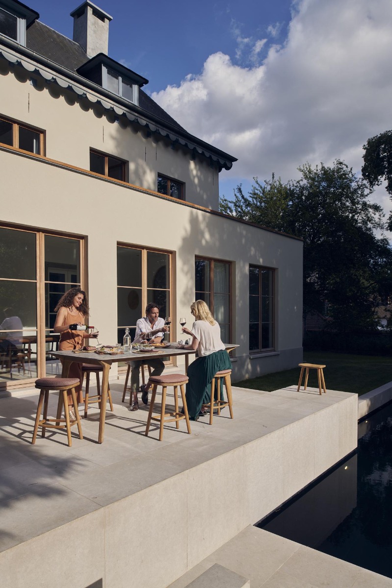 Manutti Torsa Table Collection