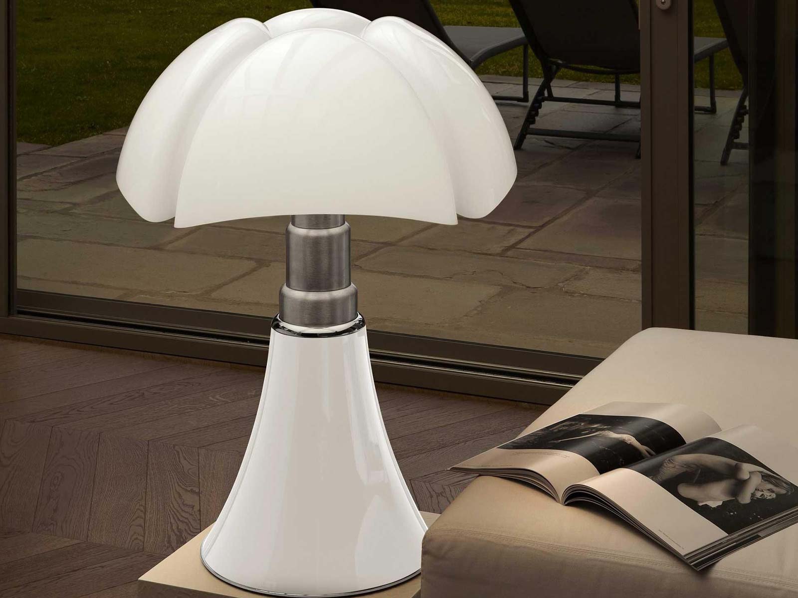 Martinelli Luce Pipistrello Medium Table Lamp