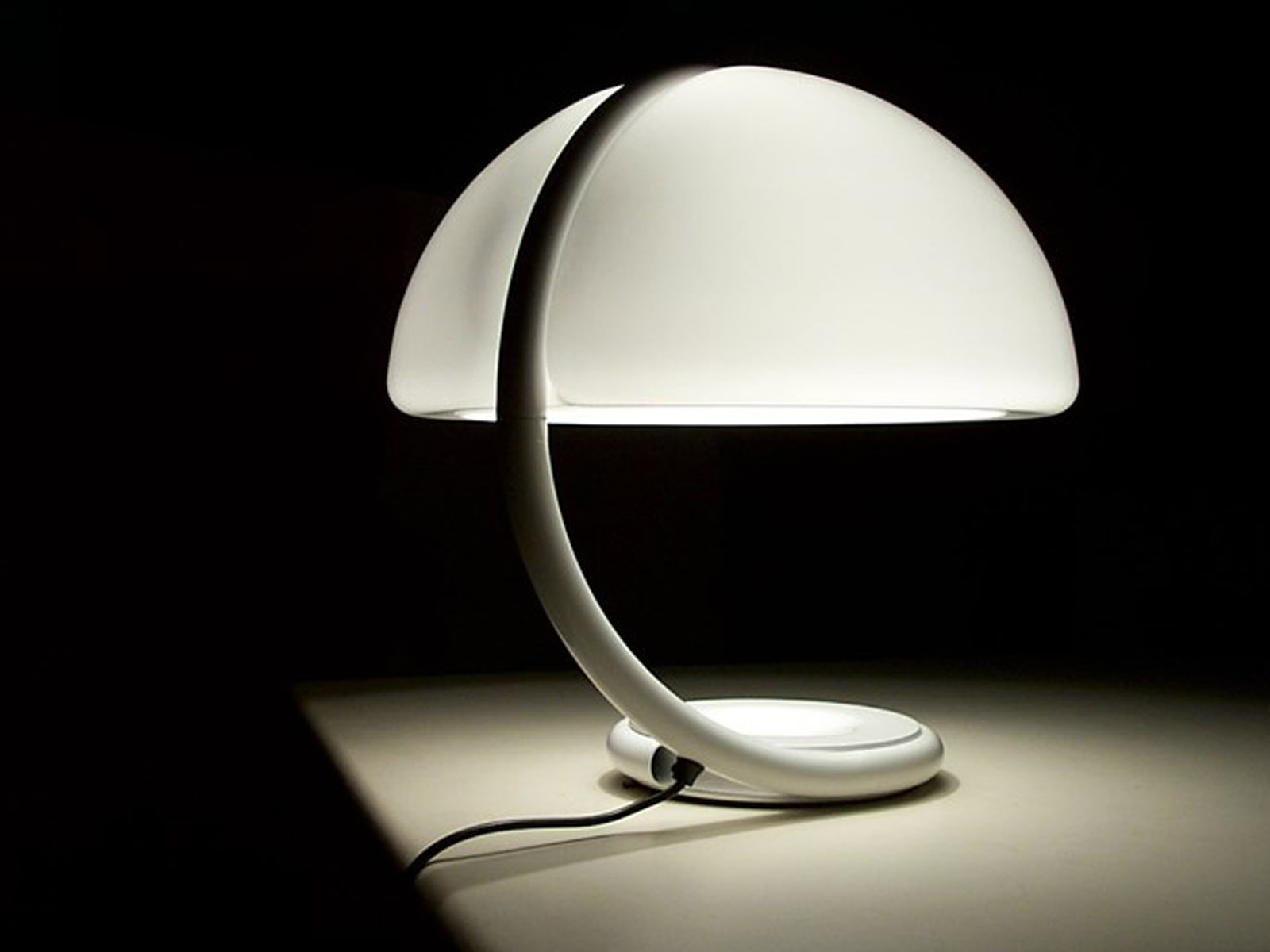 Martinelli Luce Serpente Table Lamp