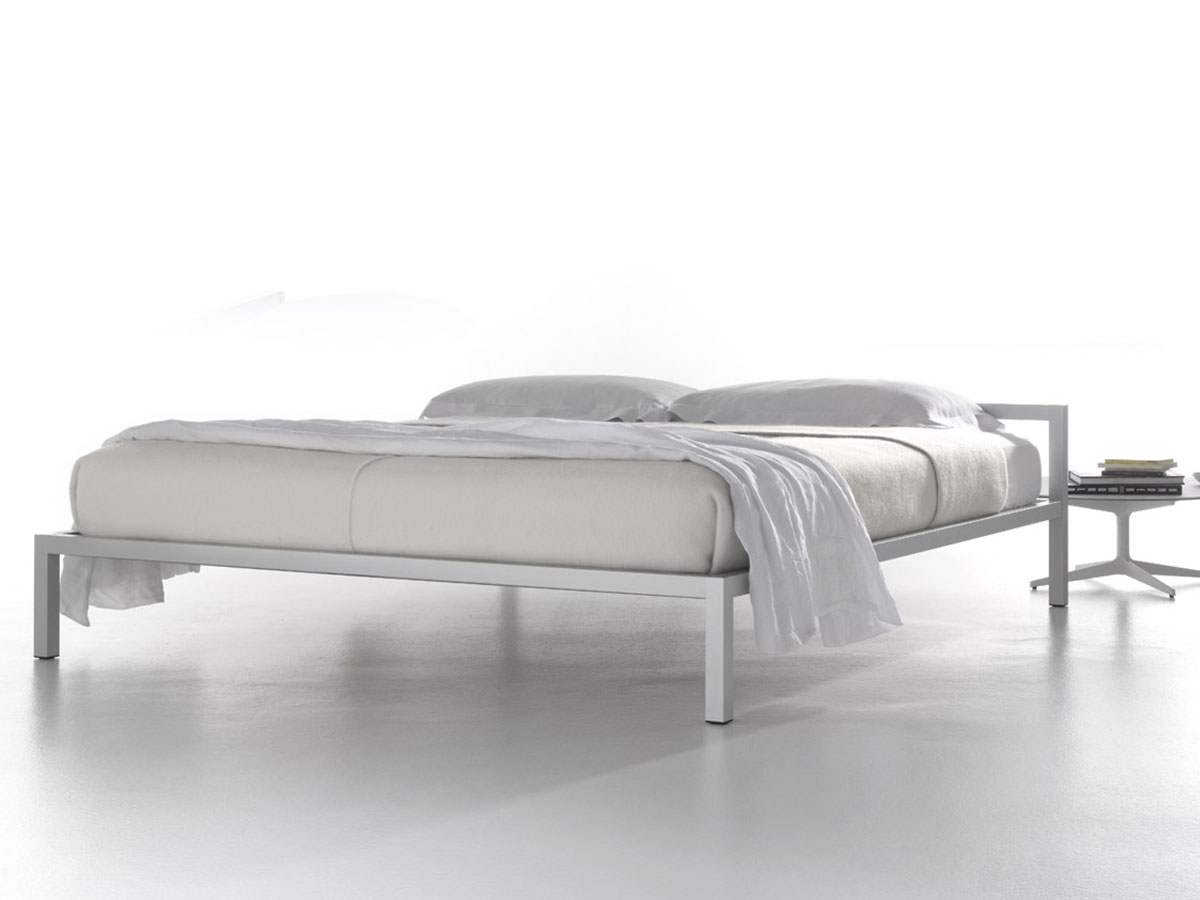 MDF Italia Aluminium Bed