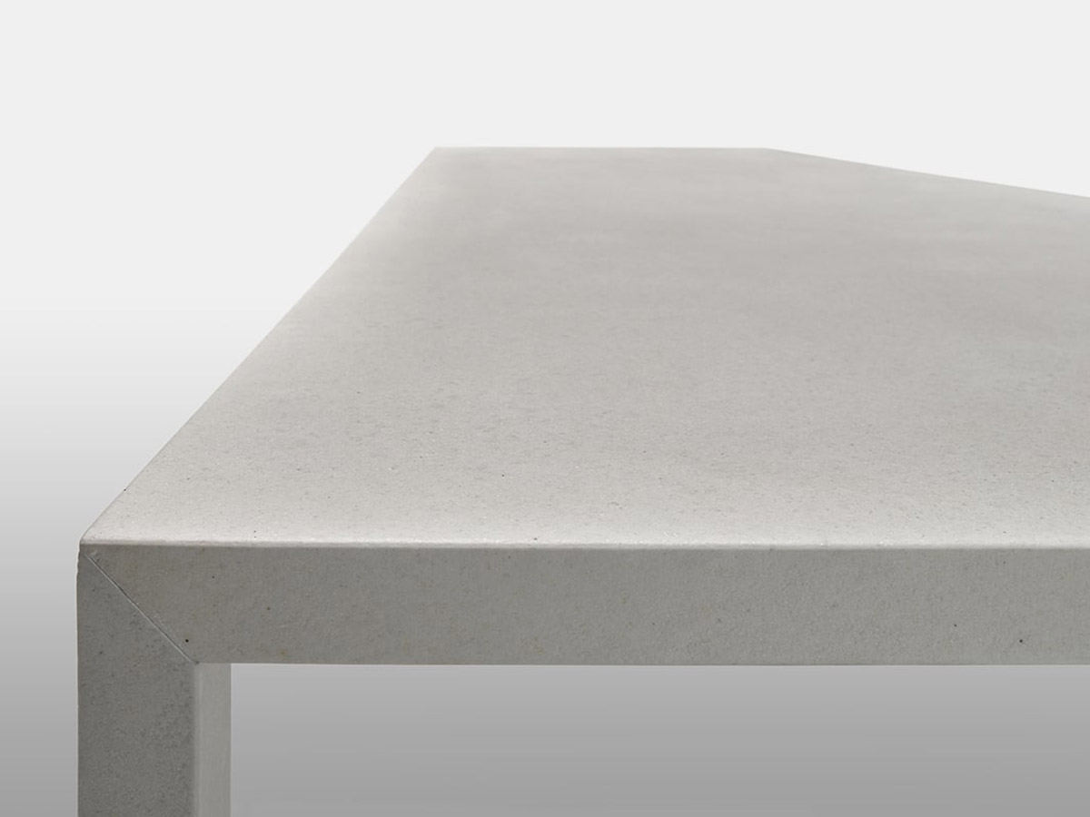 MDF Italia Tense Material Table