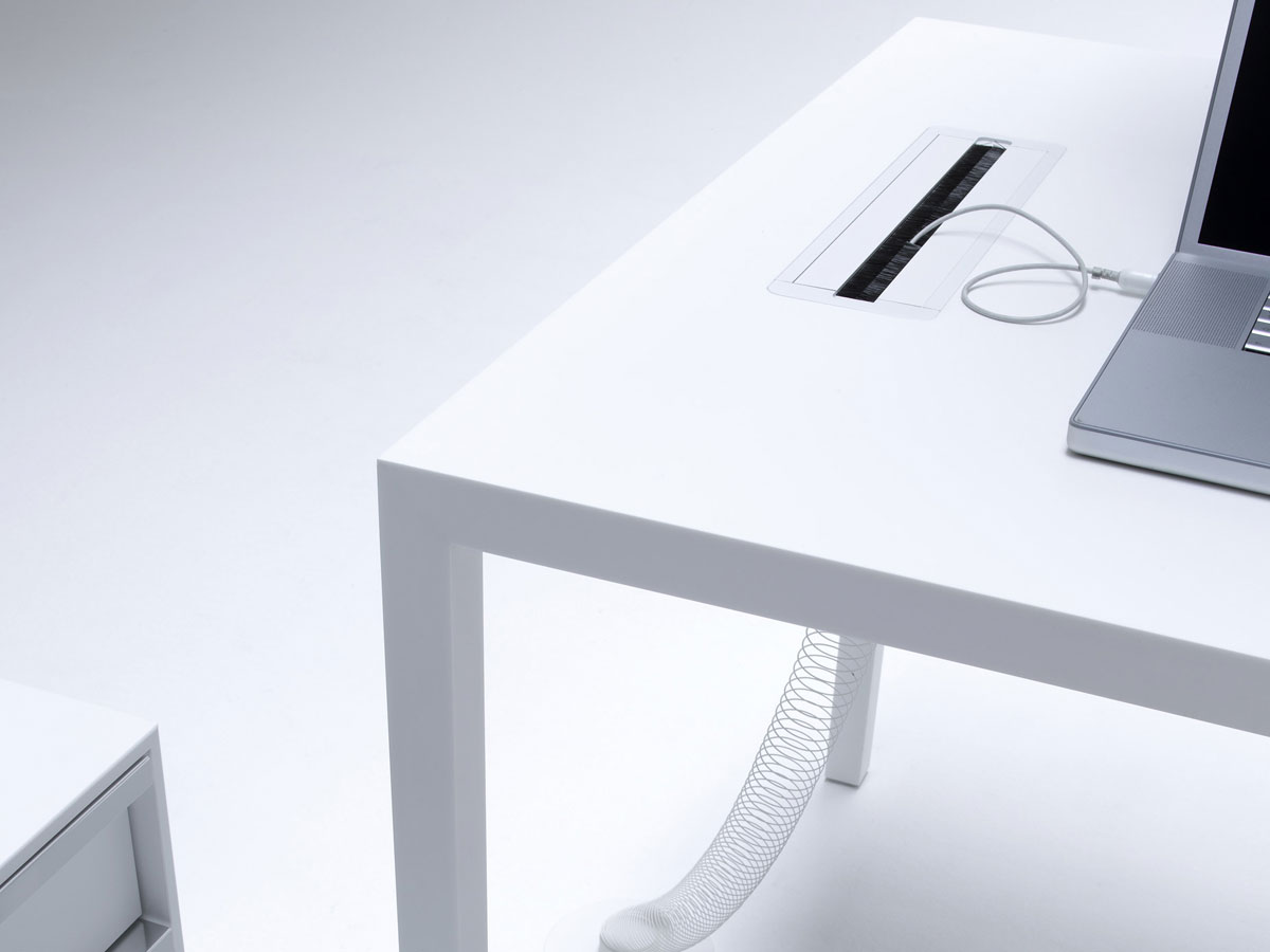 MDF Italia Tense Table