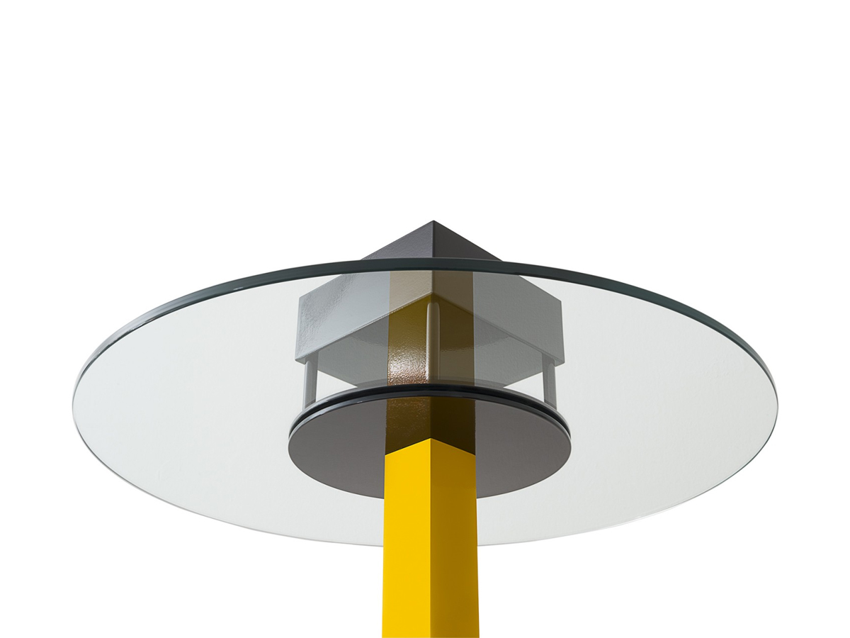 Memphis Kings Floor Lamp