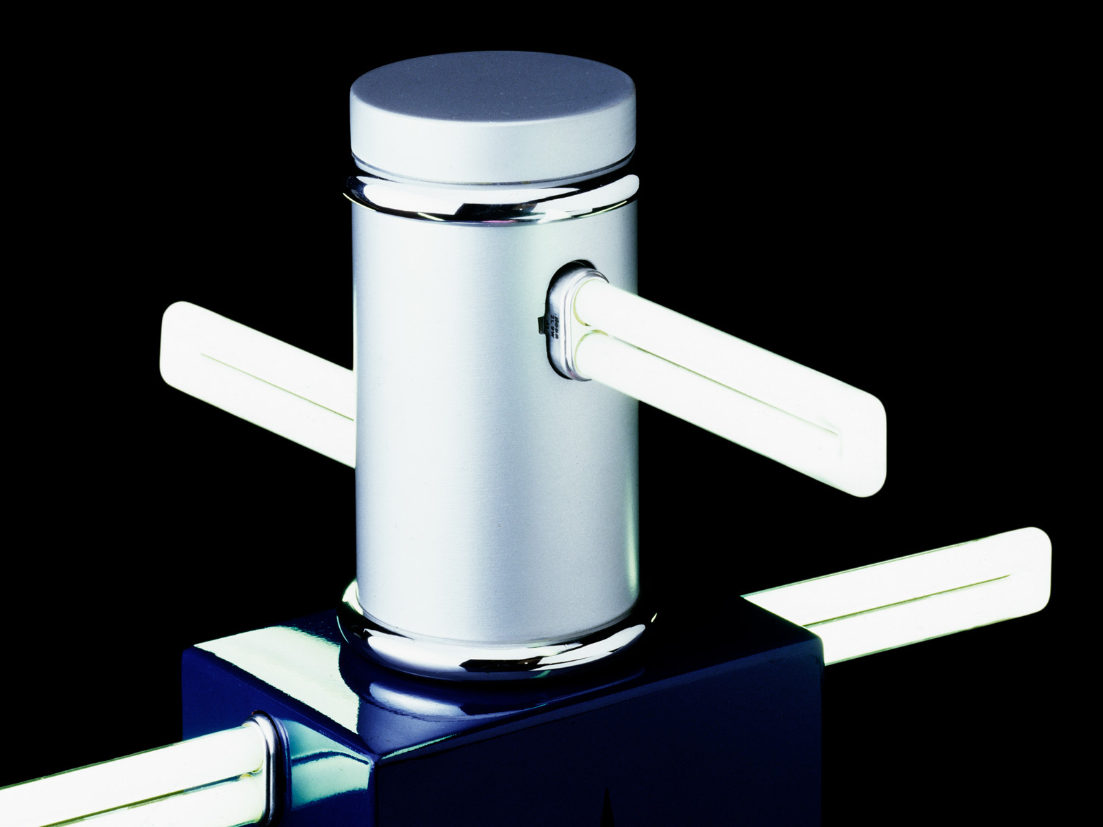 Memphis Laurel Table Lamp