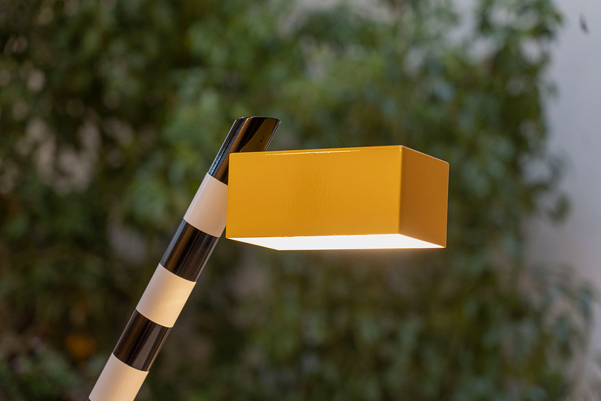 Memphis Oceanic Table Lamp