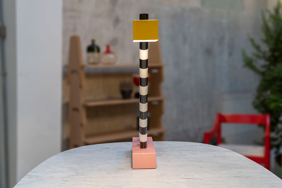 Memphis Oceanic Table Lamp