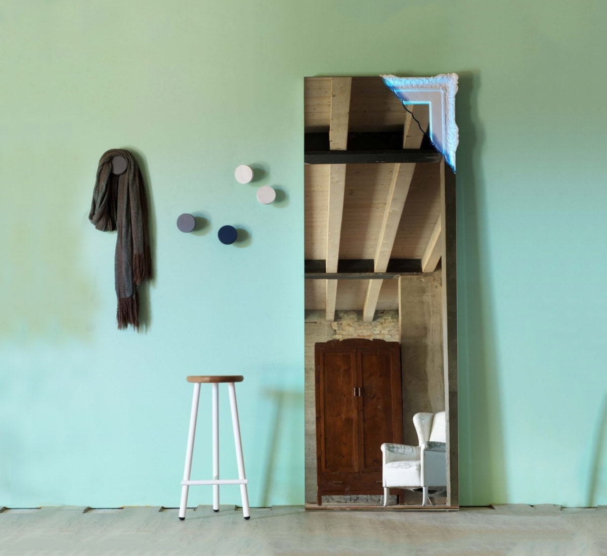 Miniforms Breccia Mirror White 753x9x2154 Cm