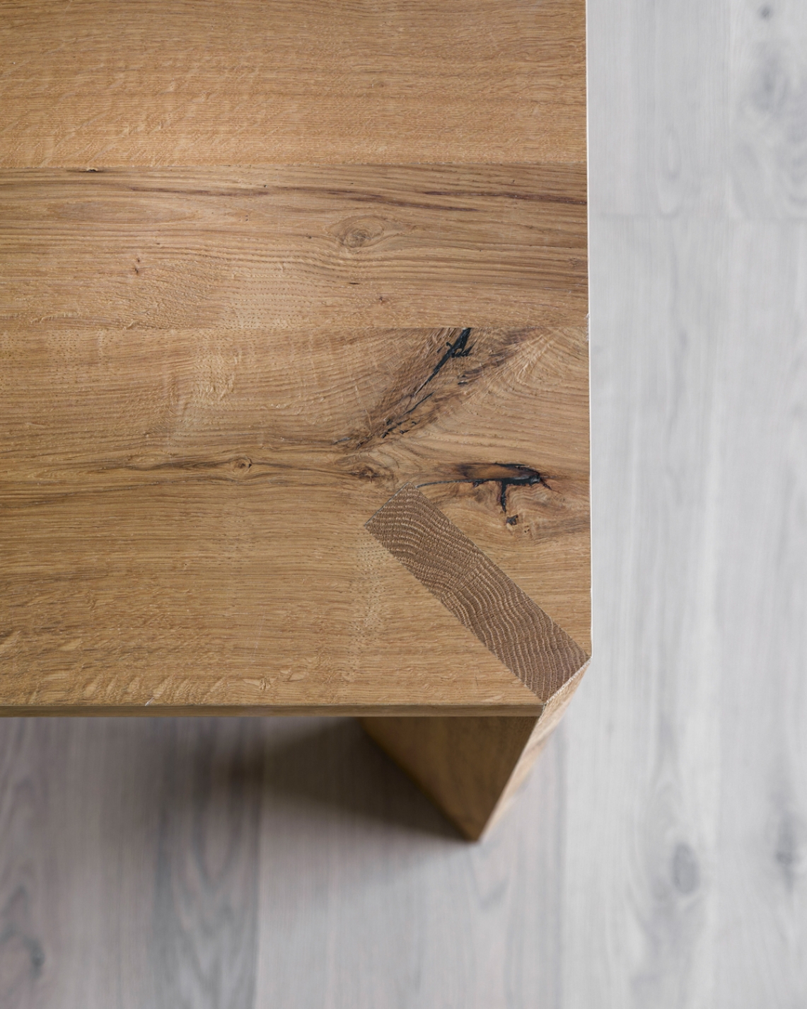 Miniforms Manero Table Miniform
