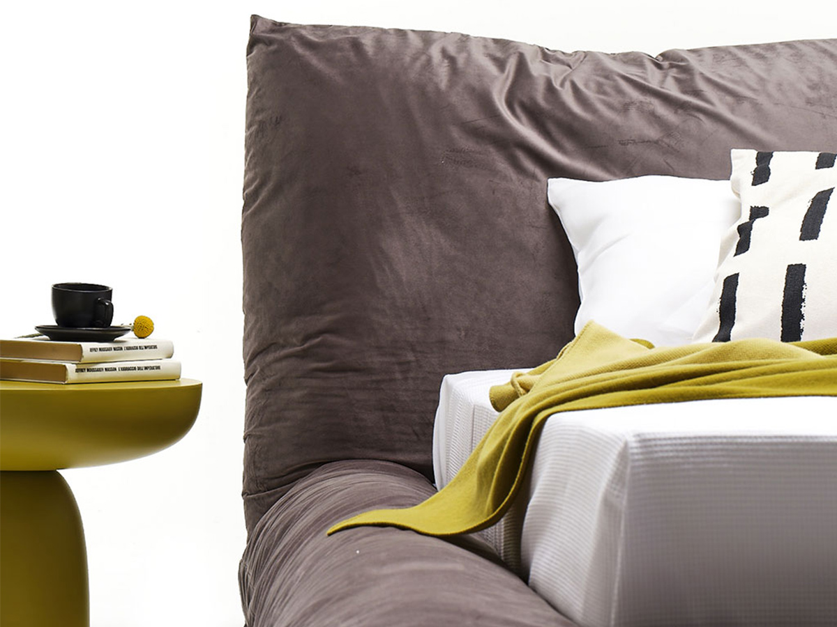 Mogg Alba Bed