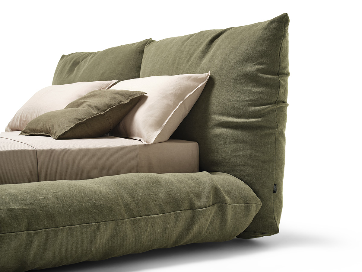 Mogg Alba Bed