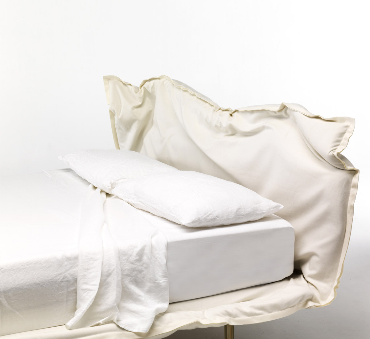 Mogg Big Hug Bed