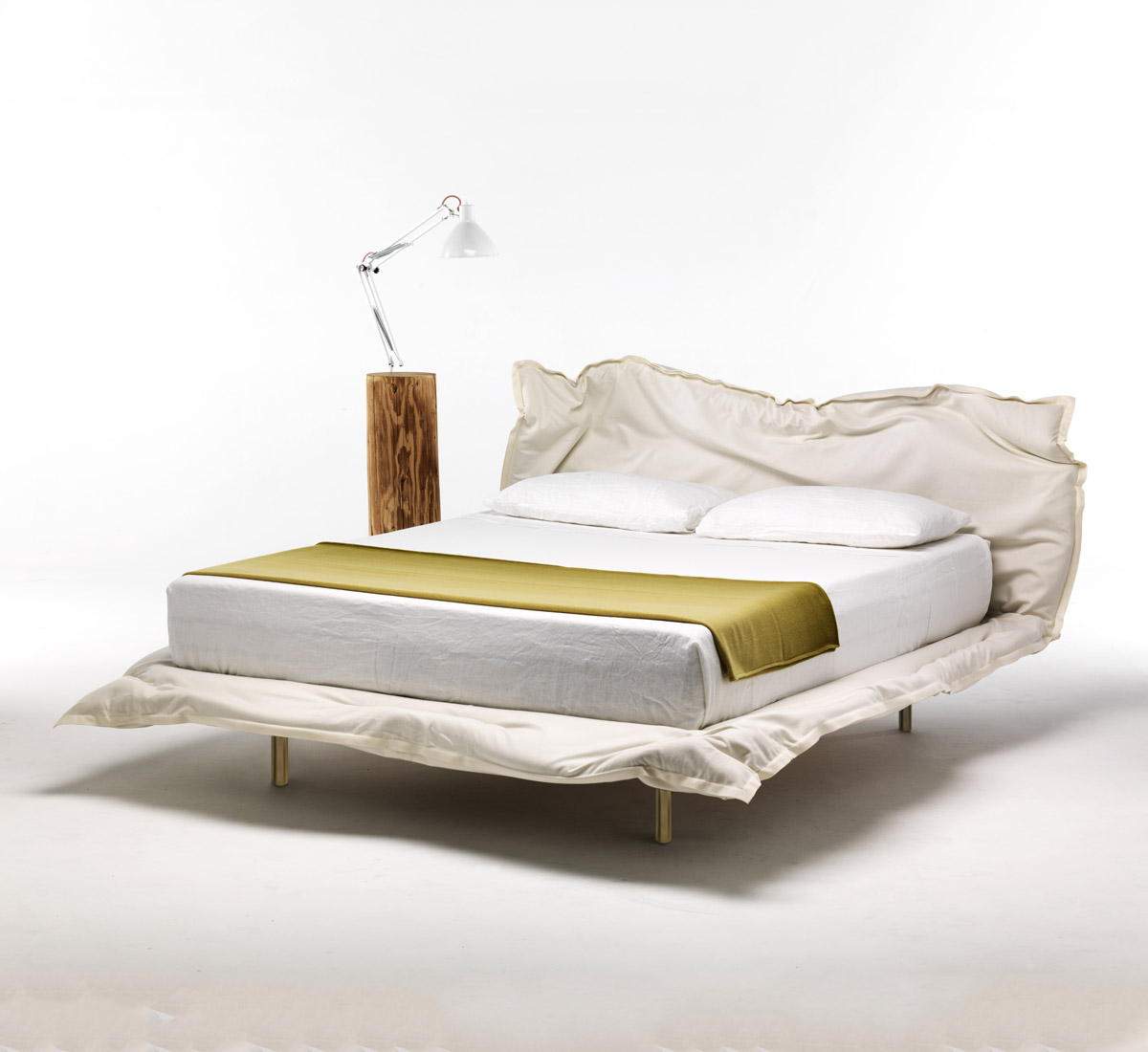 Mogg Big Hug Bed