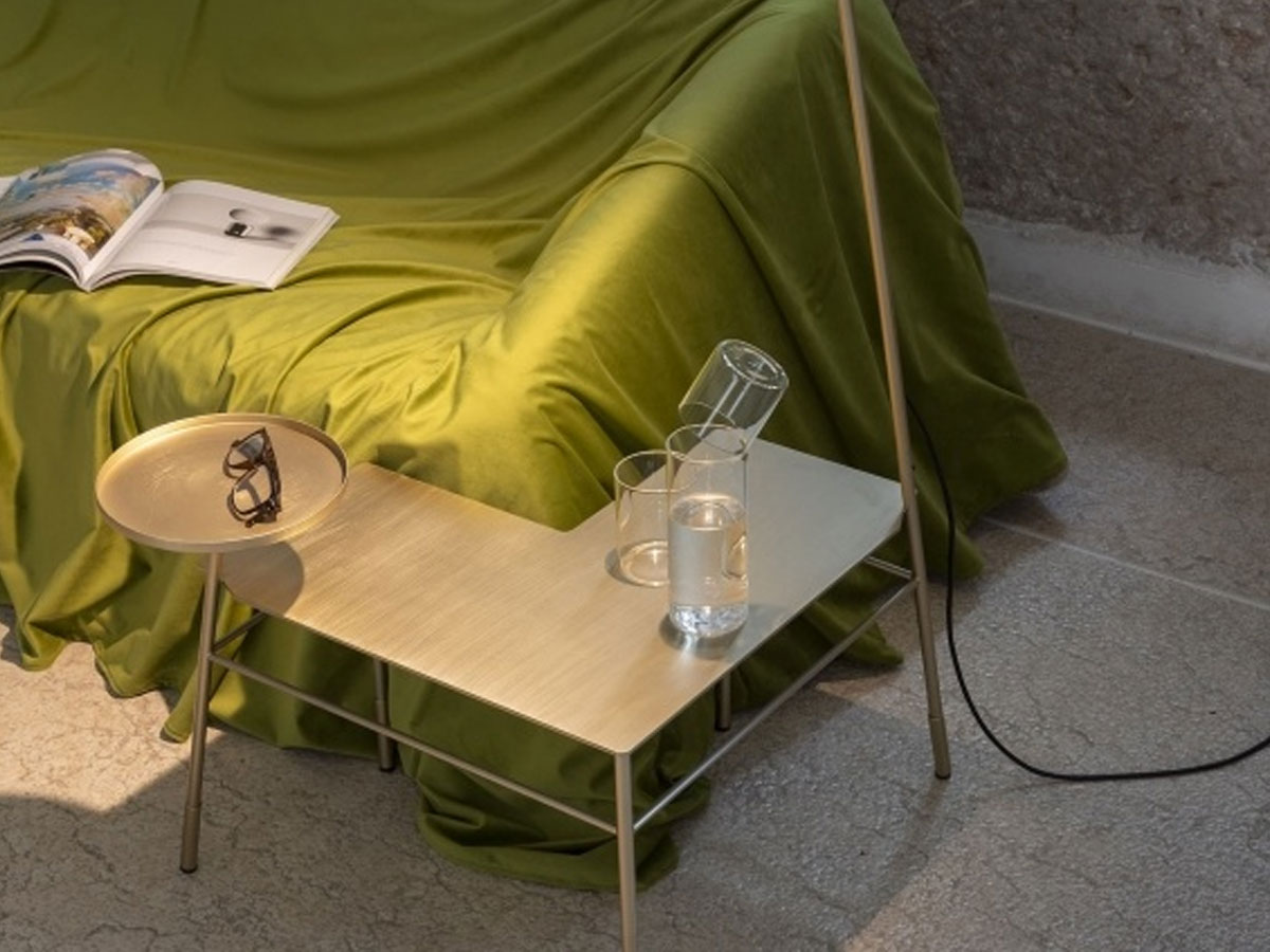 Mogg Dase Corner Table With Lamp And Tray