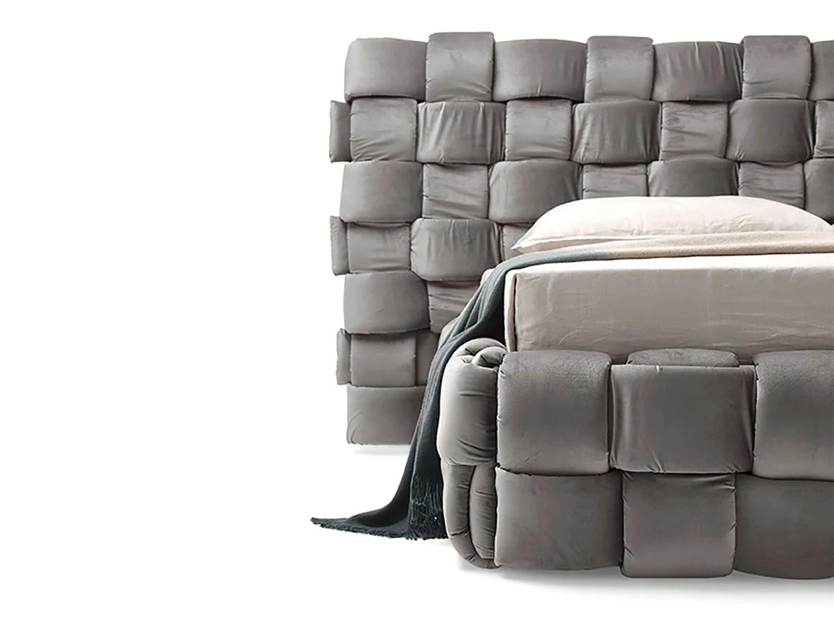 Mogg Flirt Bed