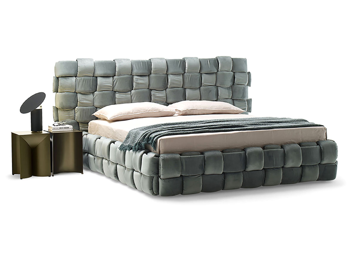 Mogg Flirt Bed