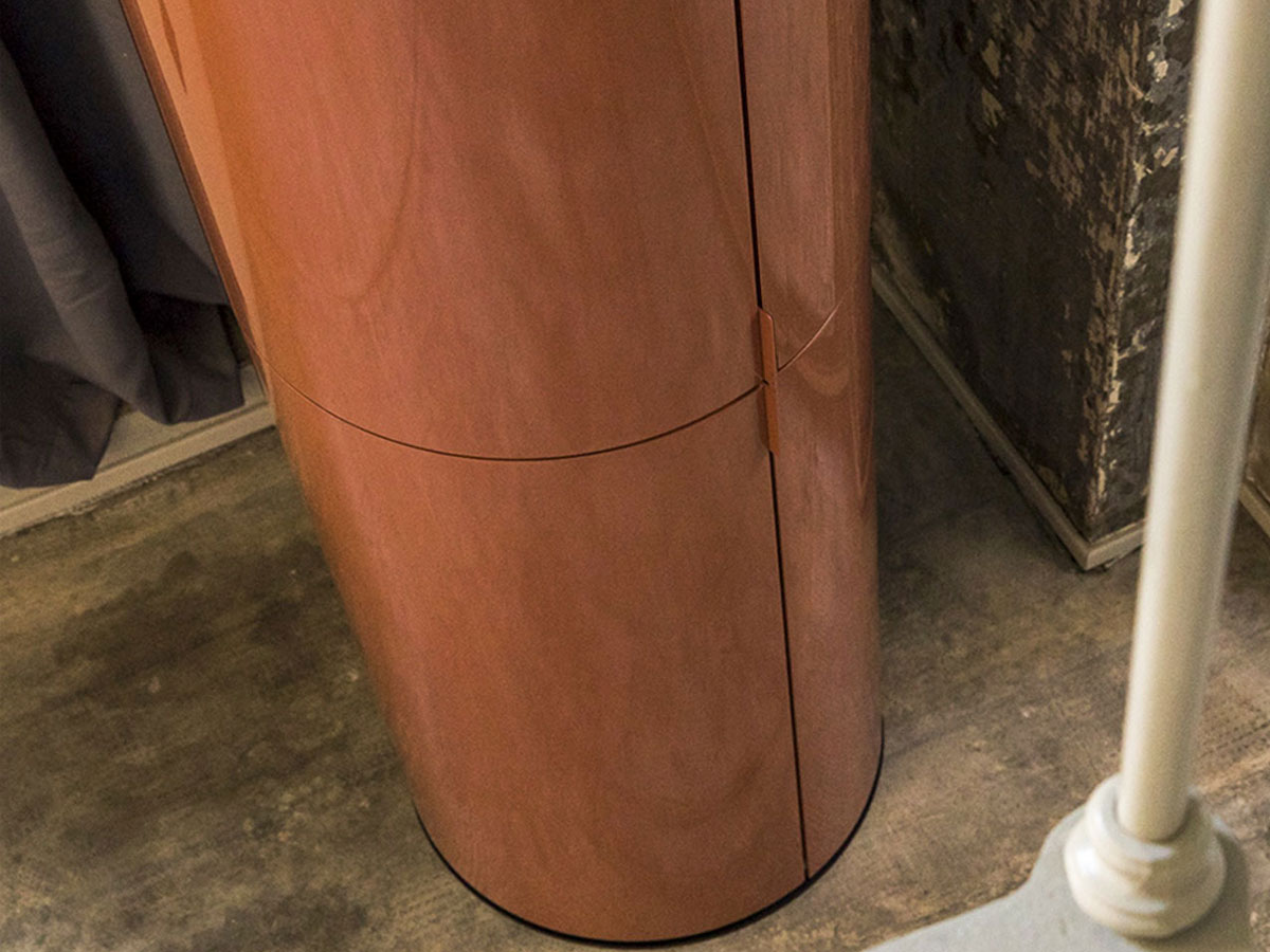 Mogg La Dori 204 Cabinet Glossy Lacquered