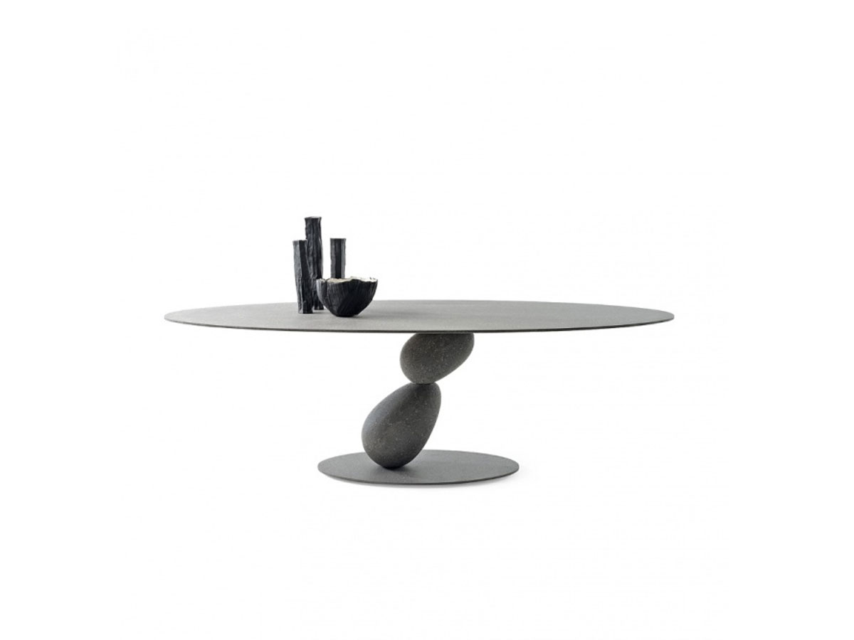 Mogg Matera Table