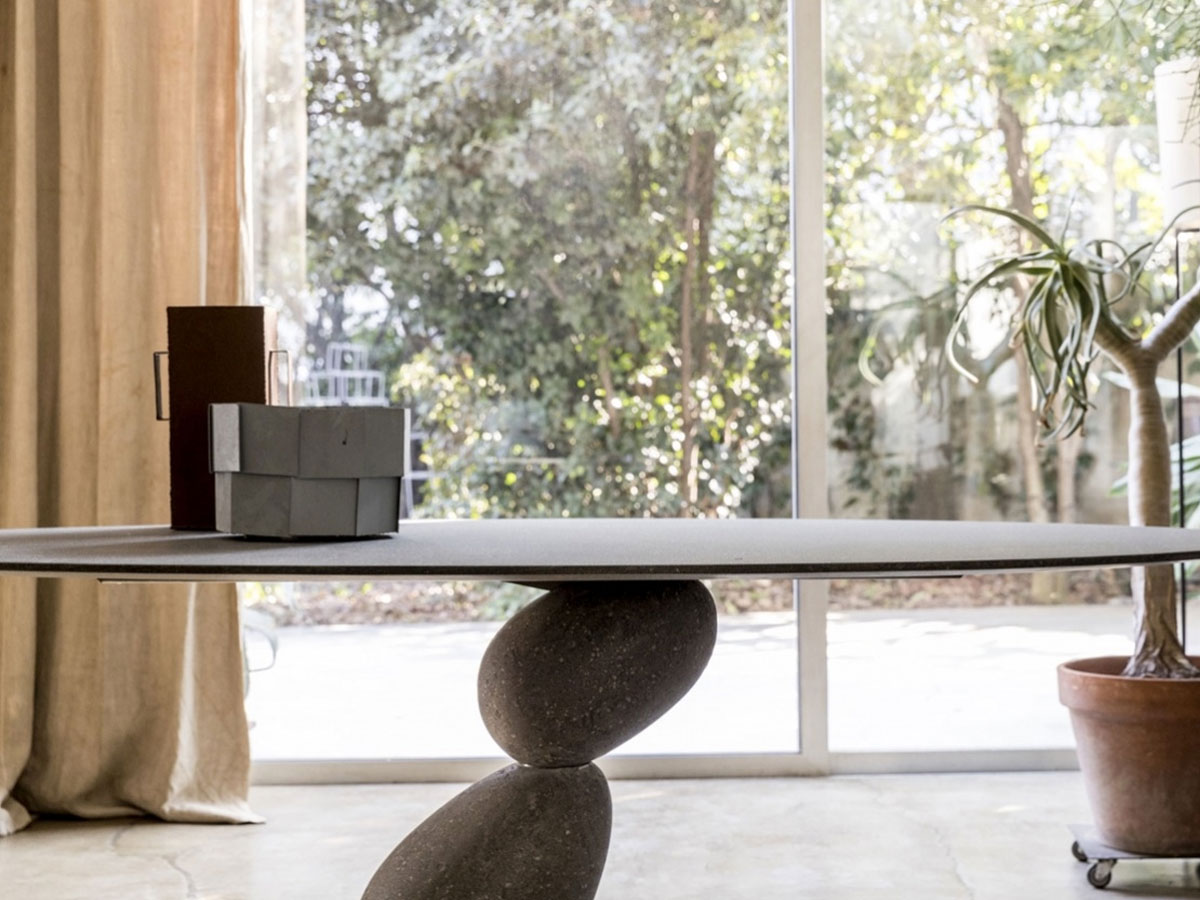Mogg Matera Table