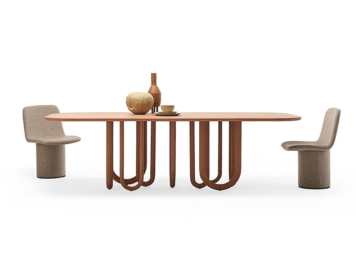 Mogg Medusa Table