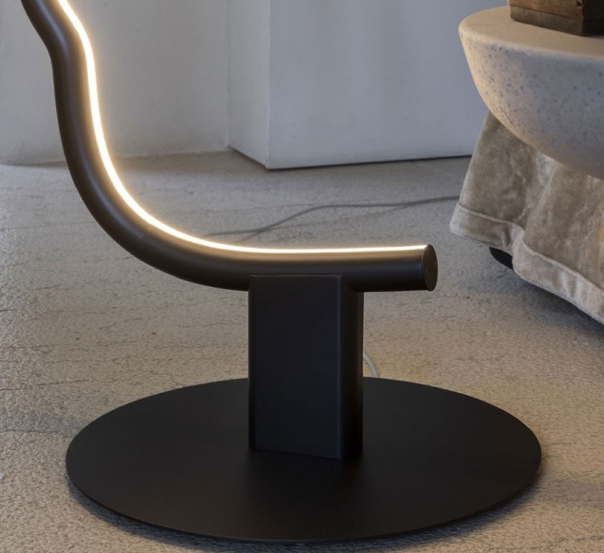 Mogg Vis A Vis Floor Lamp