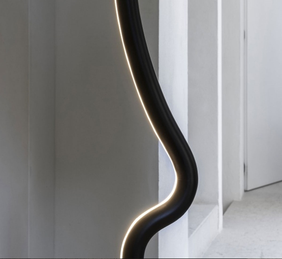 Mogg Vis A Vis Floor Lamp