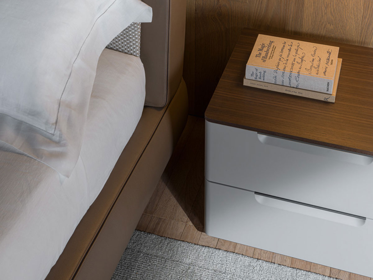 Molteni C 7070 Night Table