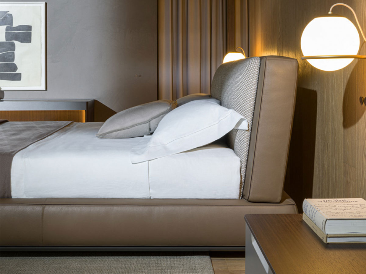 Molteni C Aldgate Bed