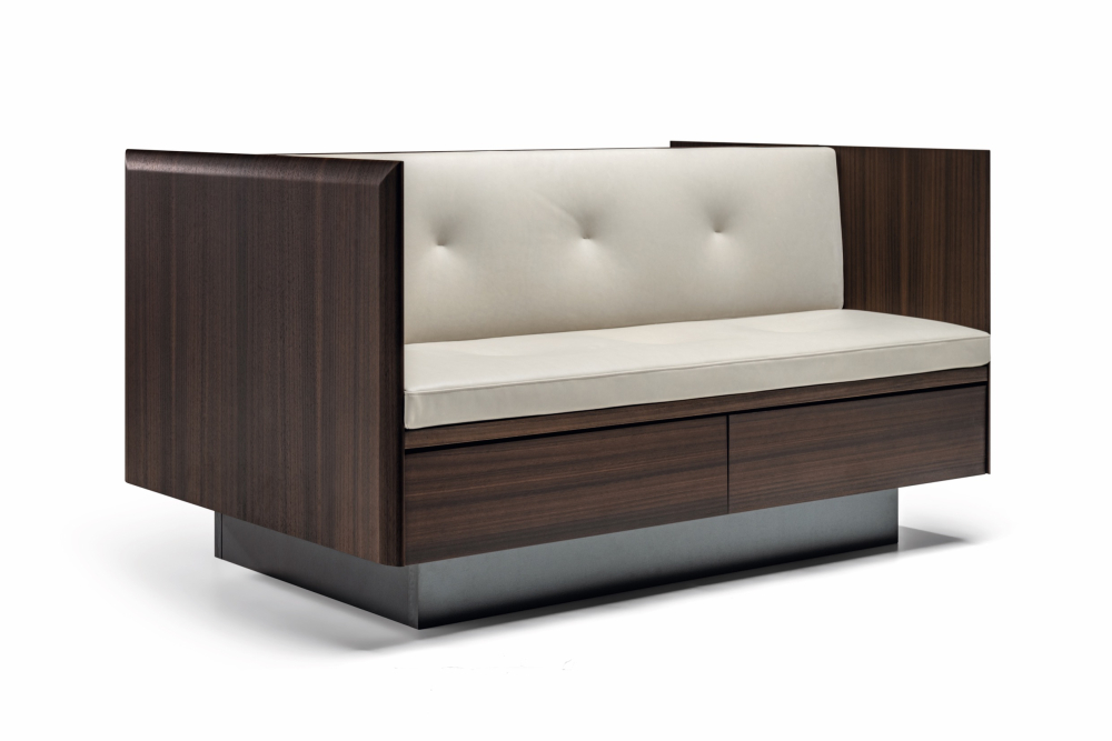 Molteni C Baltimora Freestanding Chest Of Drawers