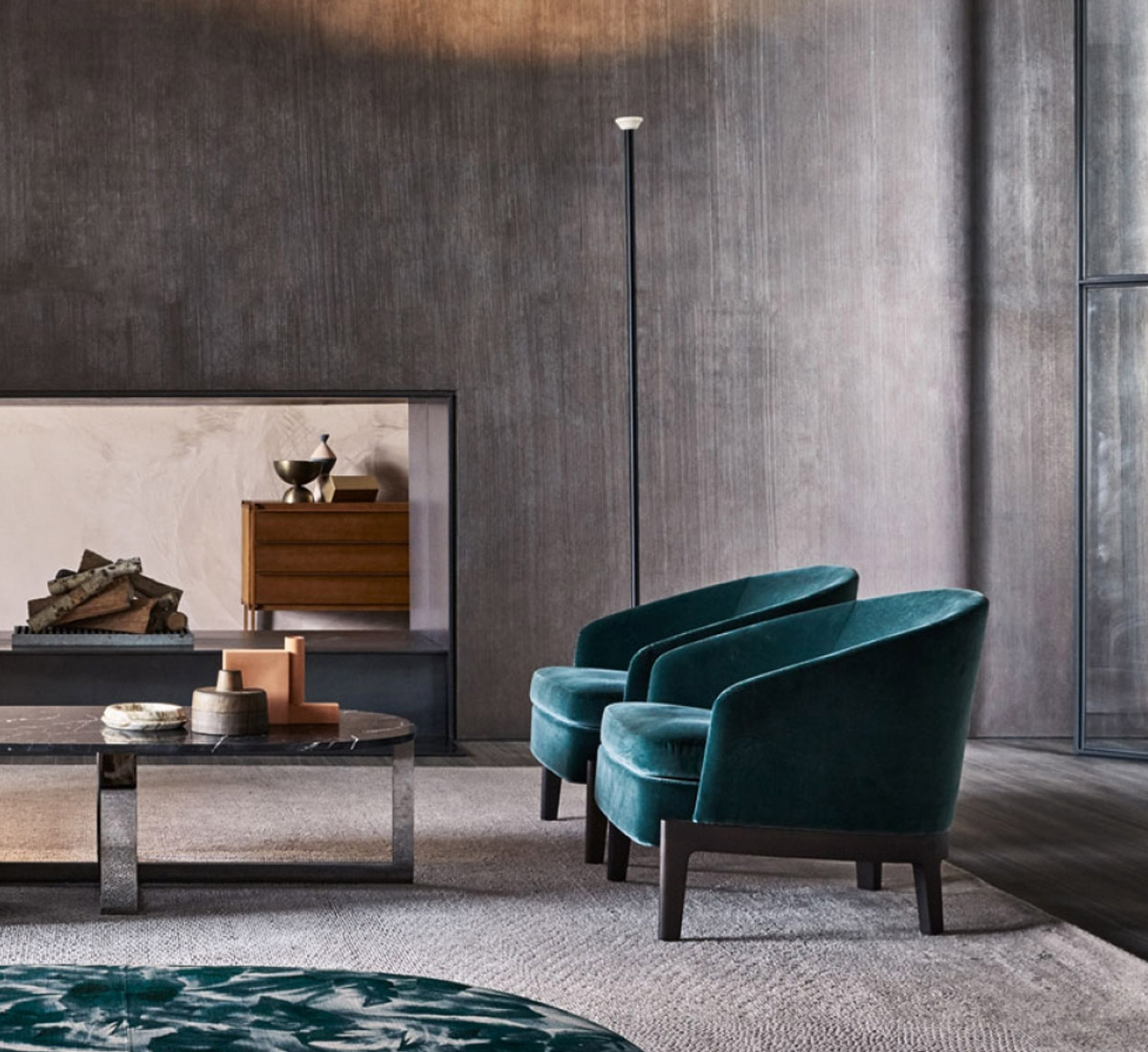 Molteni C Low Armchair Chelsea