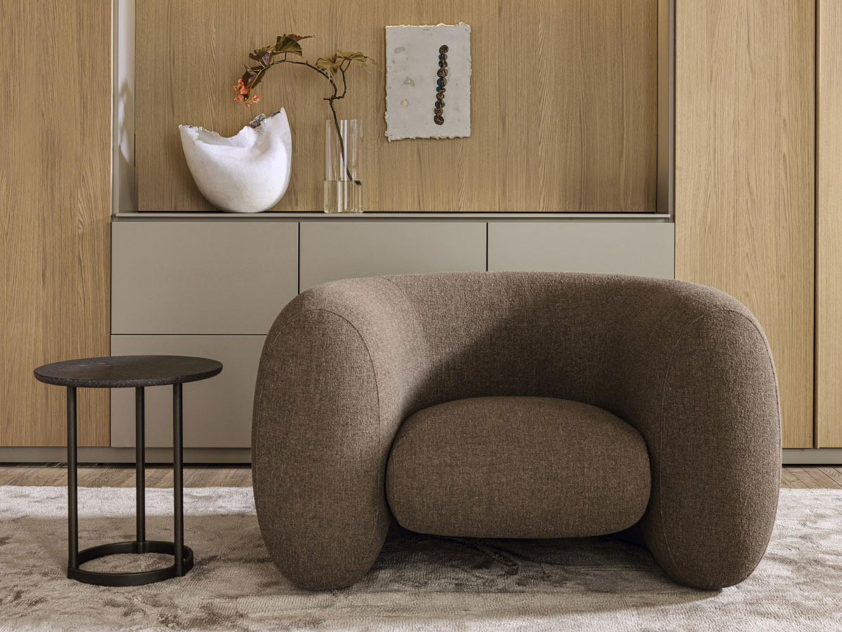 Molteni C Cinnamon Armchair