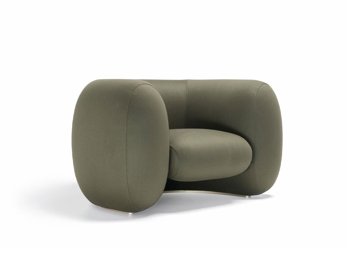 Molteni C Cinnamon Armchair
