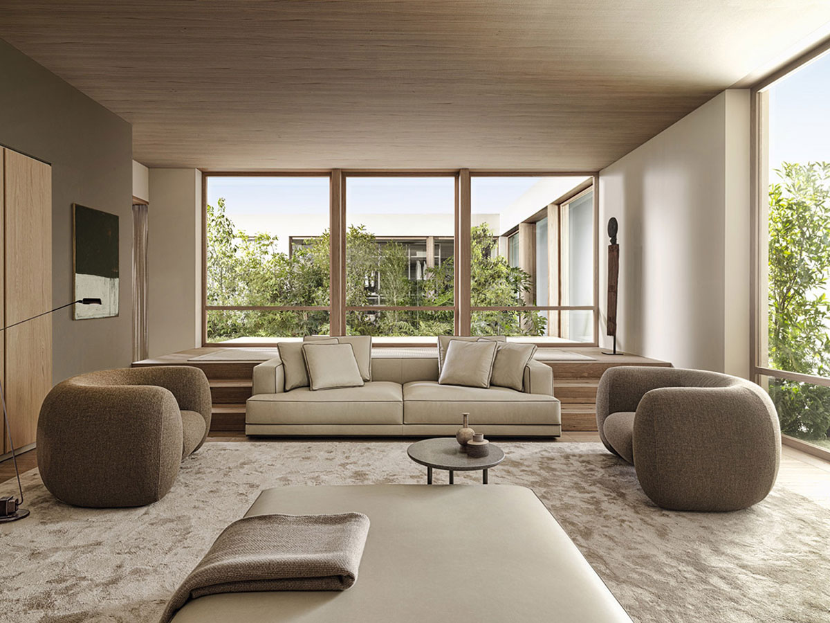 Molteni C Cinnamon Armchair