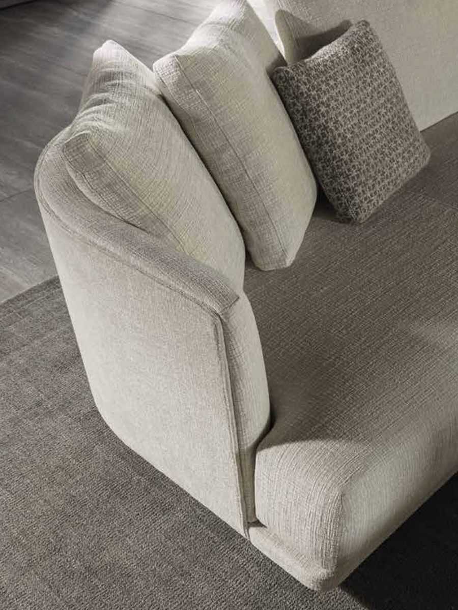 Molteni C Cleo Sofa Collection