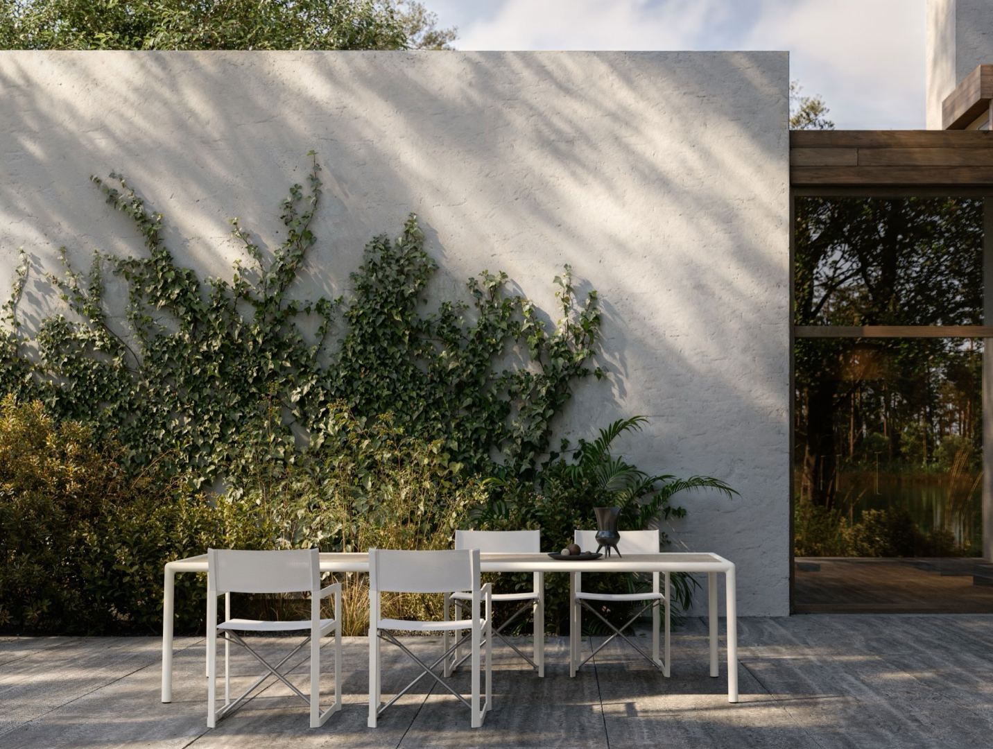 Molteni C Club Chair Nuvia White