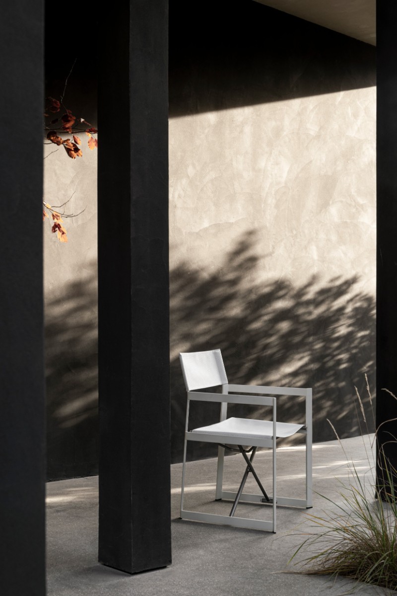 Molteni C Club Chair Nuvia White