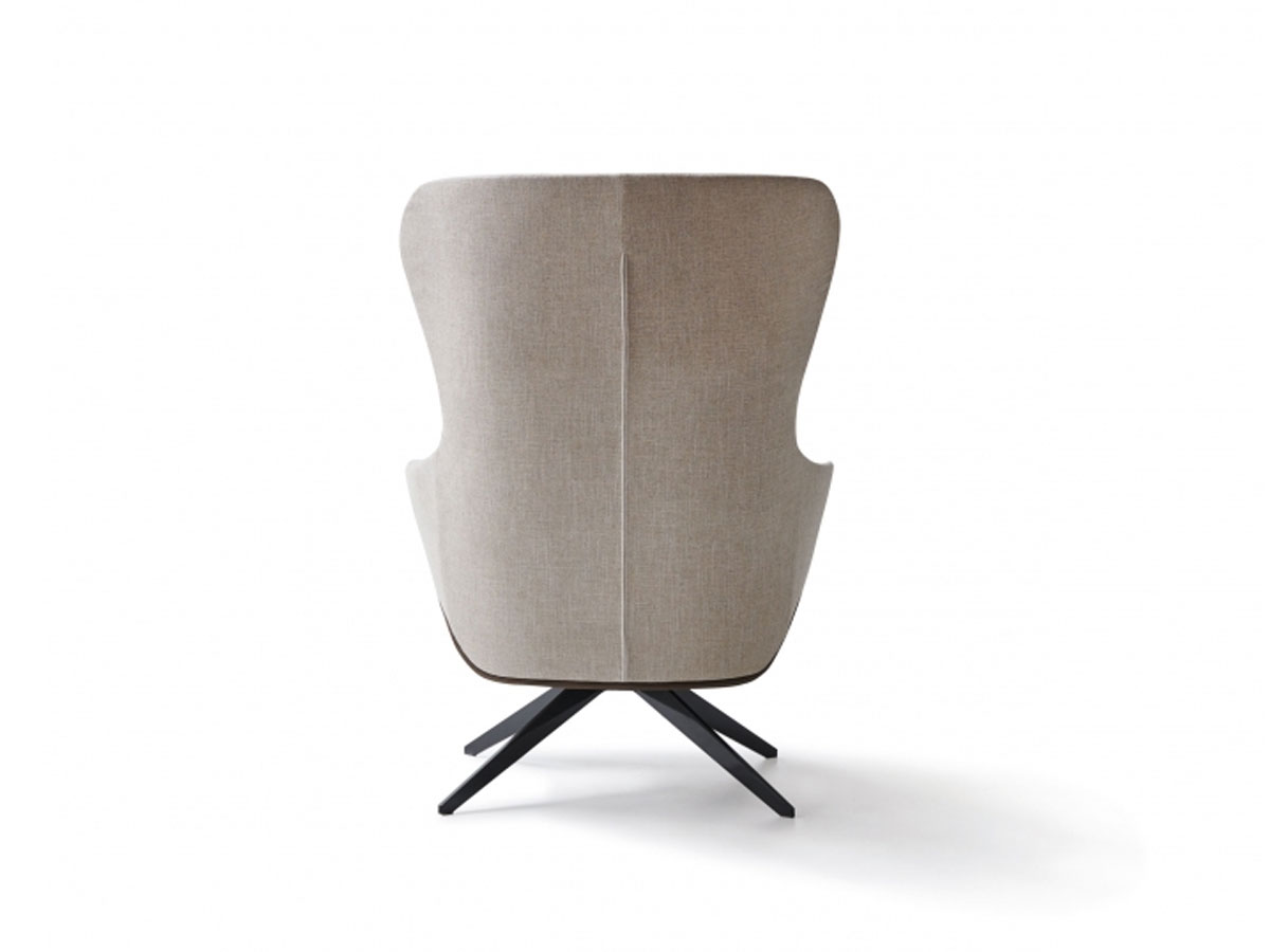 Molteni C Kensington Swivel Armchair High Backrest